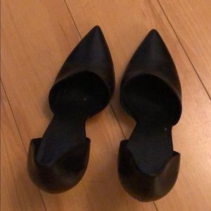 Vince black pumps - gently worn